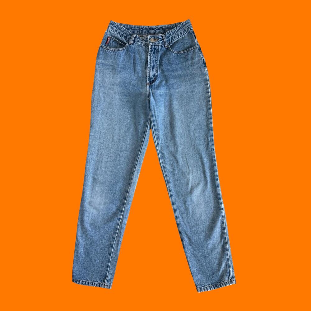 90's vintage medium wash high waisted tapered mom jeans Size 5 Long Bongo